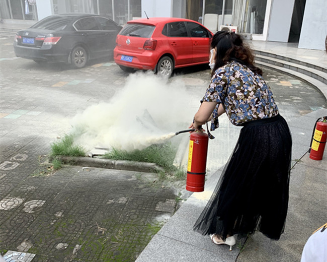 滅火器的使用指導