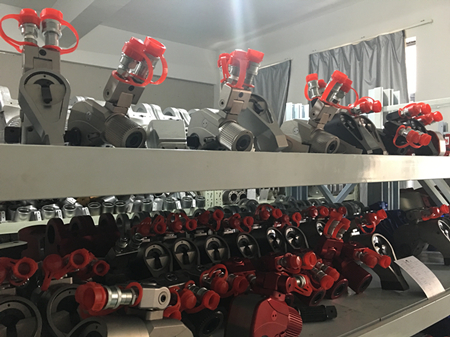 驅動液壓扳手和中空液壓扳手區別，有哪些？